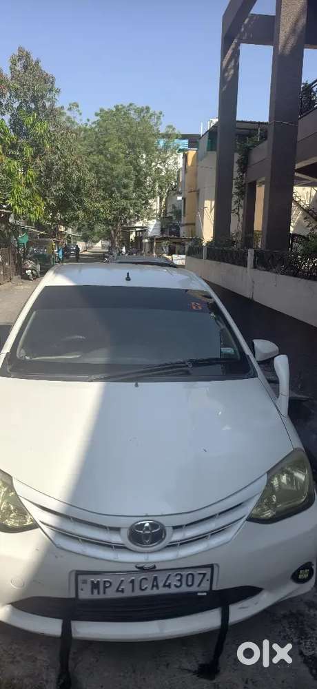 Toyota Etios Liva 2014 डीज़ल मैनुअल