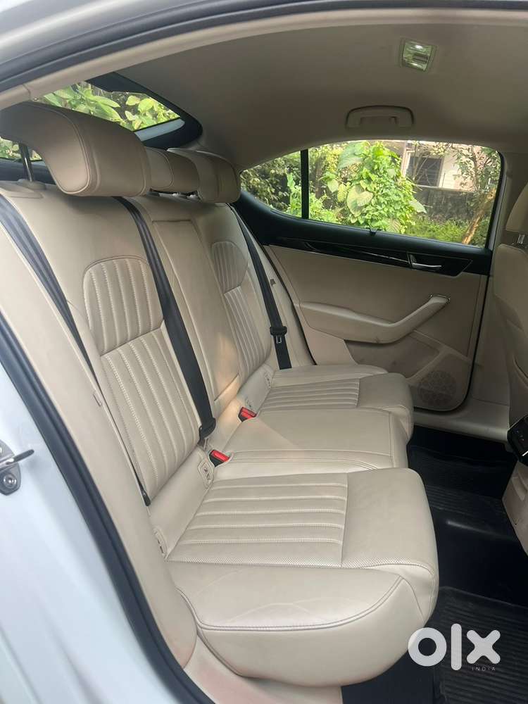 Skoda Superb 2021 Petrol 35000 Km Driven