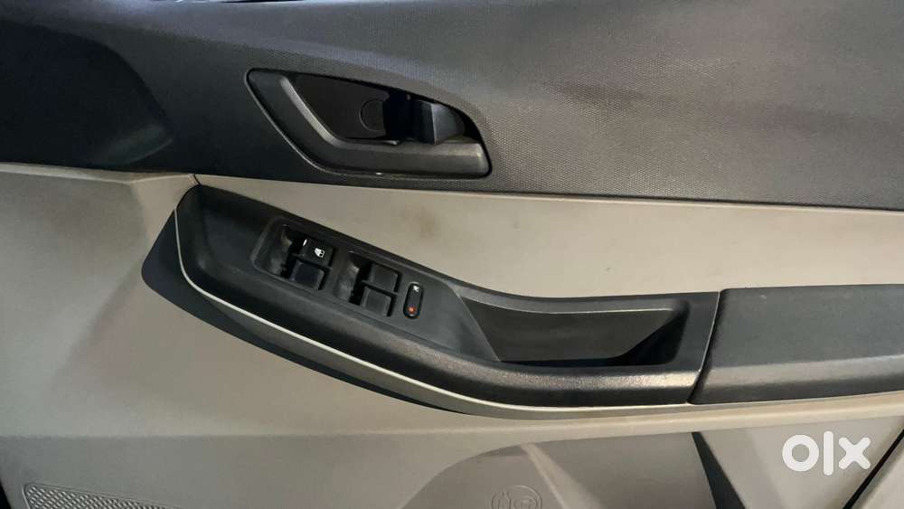 Tata Tiago 1.05 Revotorq Xt Option, 2021, Petrol