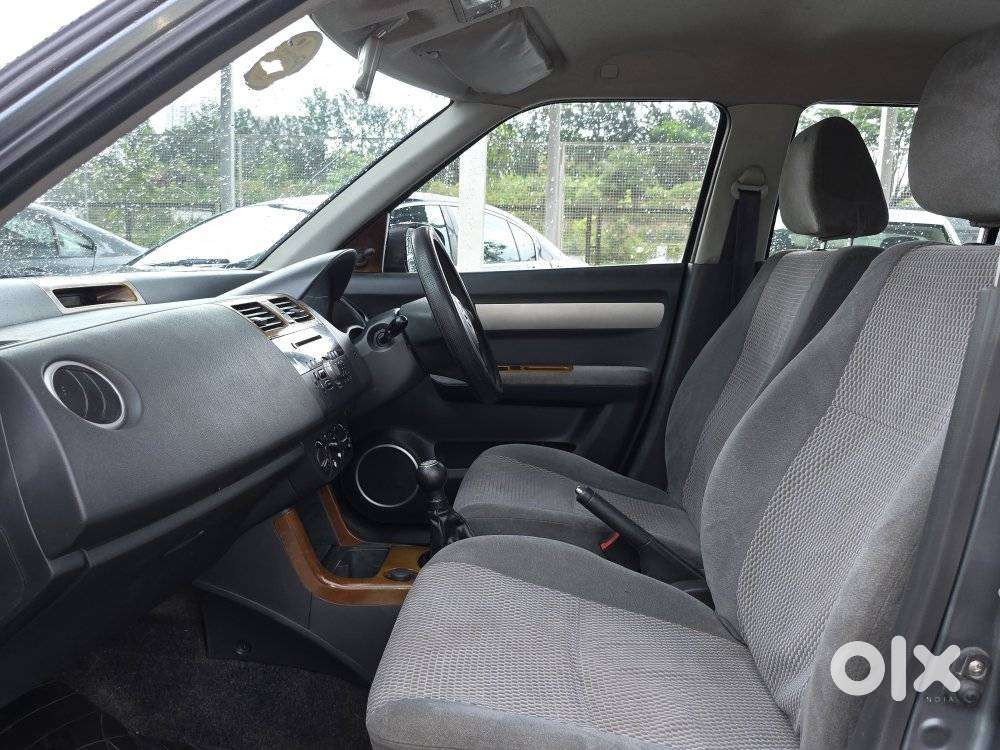Maruti Suzuki Dzire 1.2 Vxi, 2011, Petrol