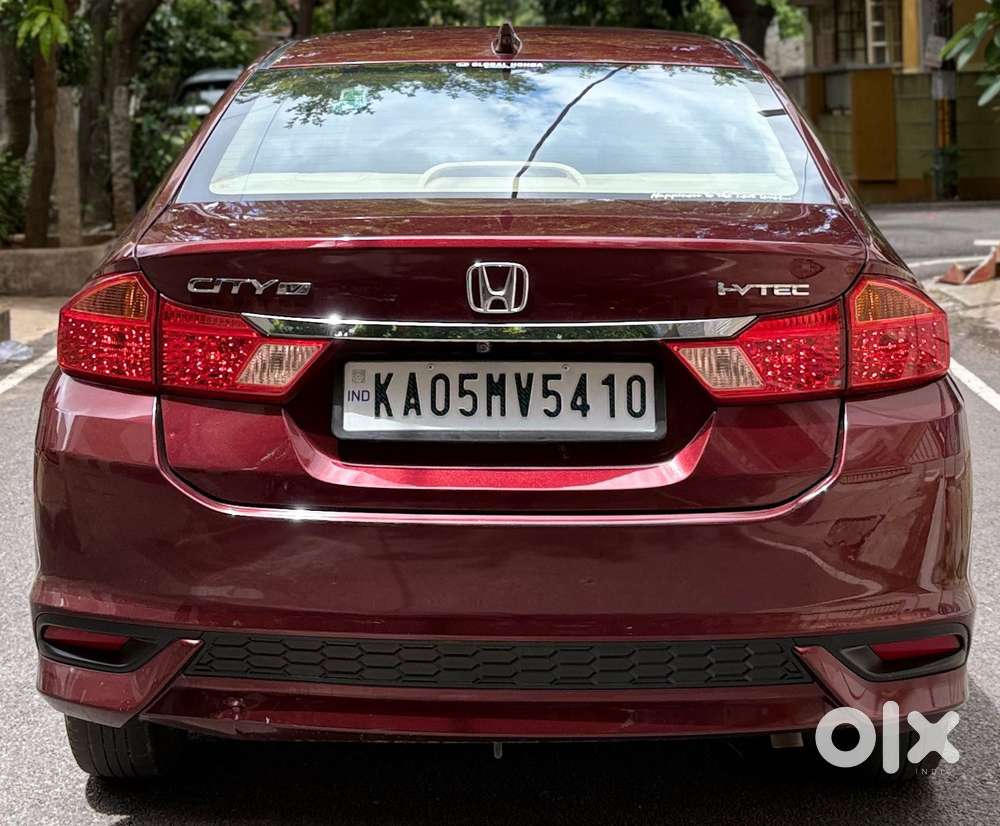 Honda City 1.5 V 4th Gen I-vtec Mt, 2017, Petrol