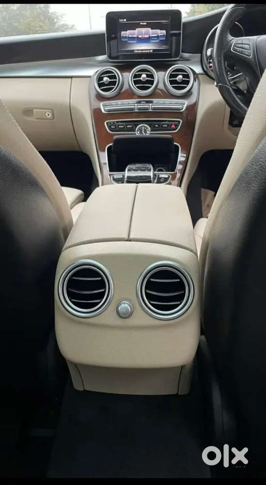 Mercedes-benz C-class 2016 Petrol 67000 Km Driven