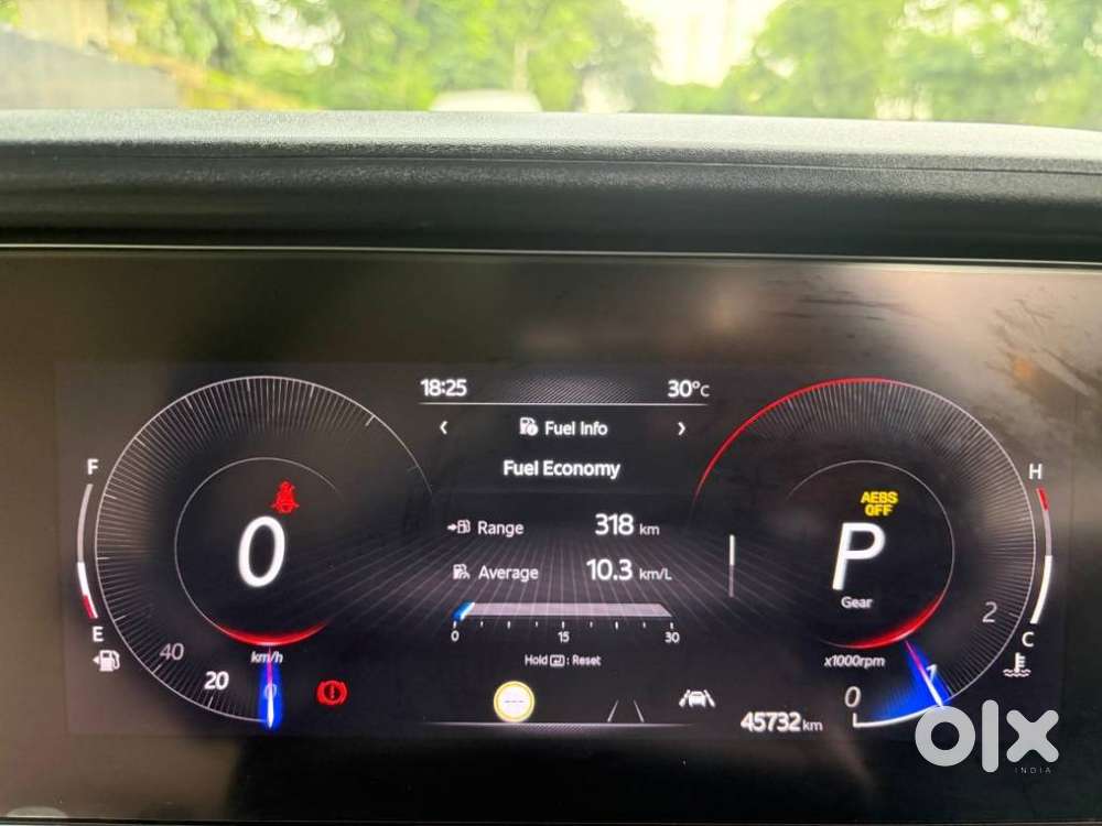Mahindra Xuv700 2.2 Ax 7 Diesel At Luxury Pack Str, 2023, Diesel