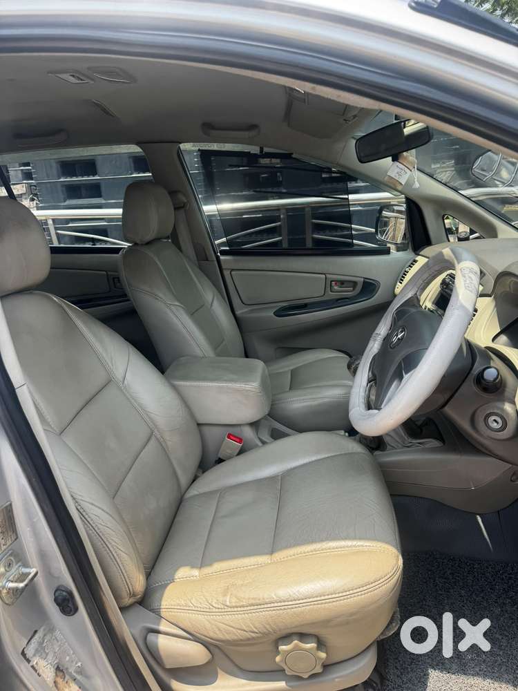Toyota Innova 2.5 G (diesel) 7 Seater, 2013, Diesel