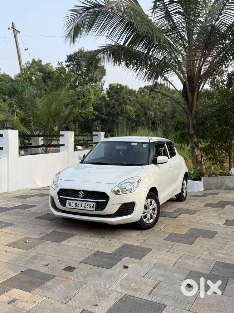 Maruti Suzuki Swift Amt Vxi, 2022, Petrol