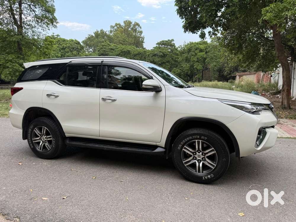 Toyota Fortuner 4x2 At 2.8 Diesel, 2017, Diesel