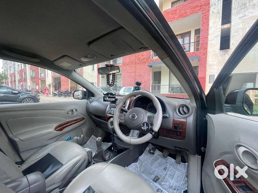 Nissan Sunny 2012 Diesel 175000 Km Driven