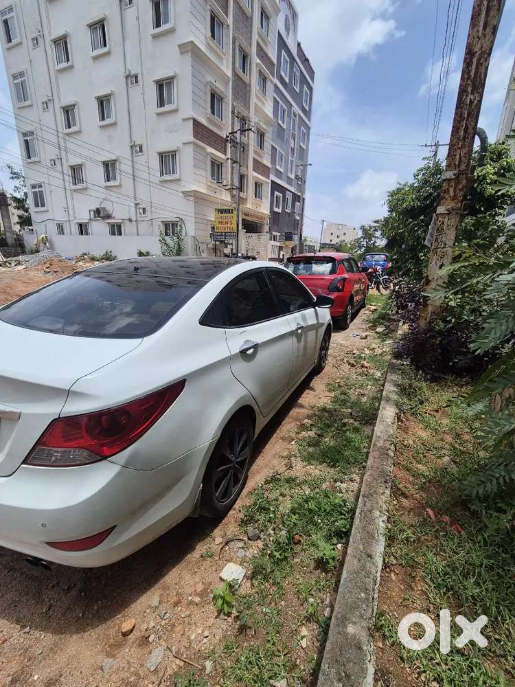 Hyundai Fluidic Verna 2013