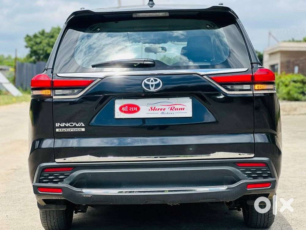 Toyota Innova Hycross 2.0 Gx 7 Str, 2023, Petrol