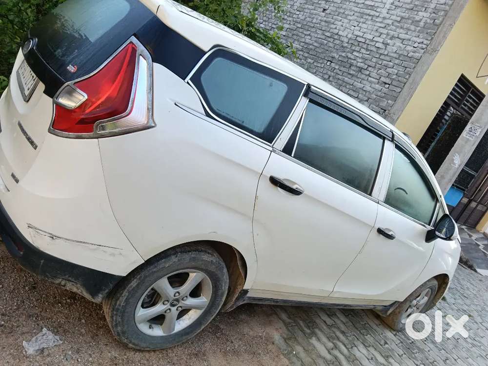 Mahindra Marazzo Diesel 2019