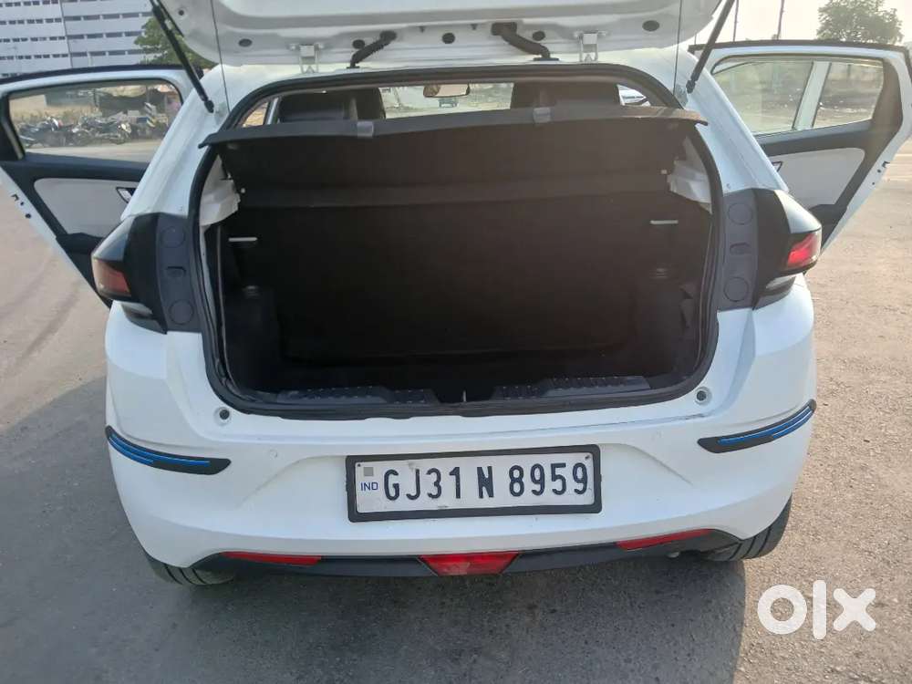 Tata Altroz Ev 2022 Petrol Good Condition