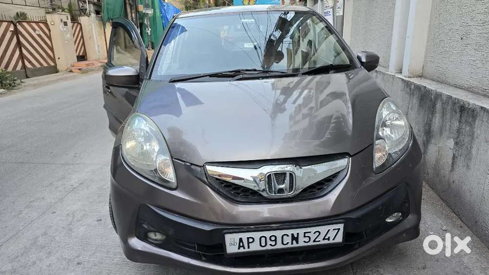 Honda Brio 2012 Petrol Well Maintained