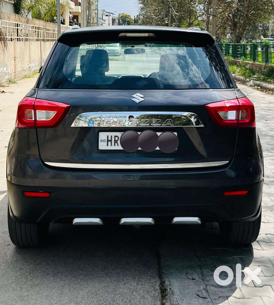 Maruti Suzuki Brezza 1.5 Vxi At Smart Hybrid, 2021, Petrol