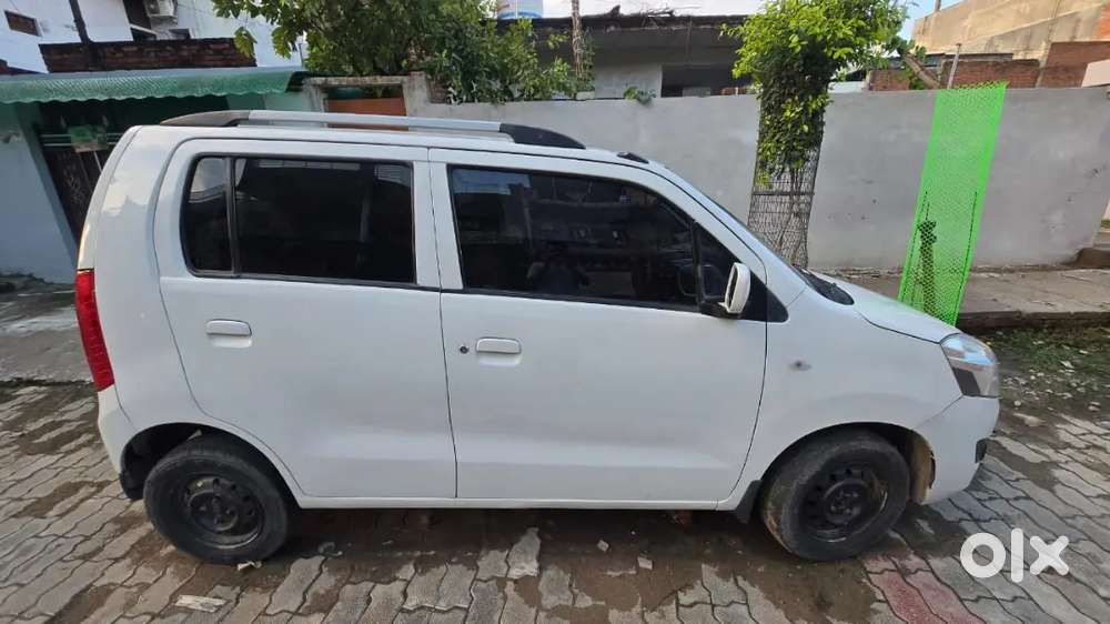 Maruti Suzuki Wagon R 2013 Zxi+ Hybrid