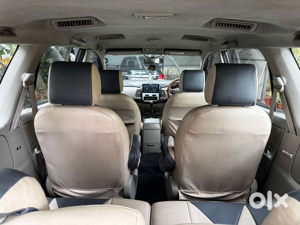 Toyota Innova Diesel 2012