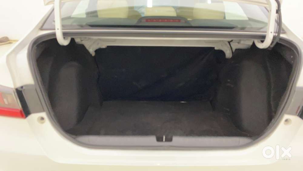 Honda Amaze Vx Cvt Petrol, 2025, Petrol