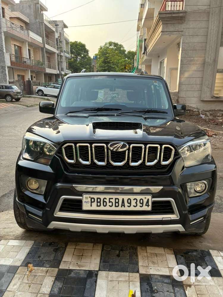 Mahindra Diesel 2021 Car