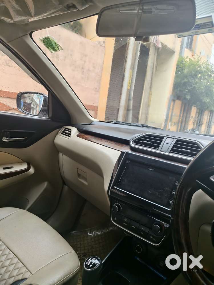 Maruti Suzuki Dzire 2017 Petrol Manual
