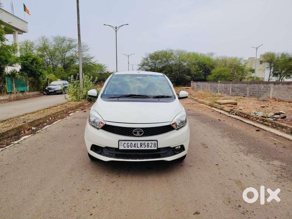 Tata Tiago, 2017, Petrol