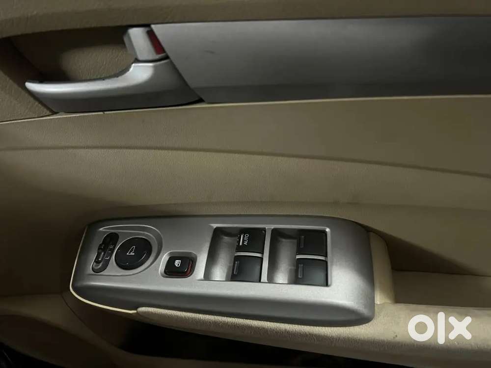 Honda City V Mt  2011