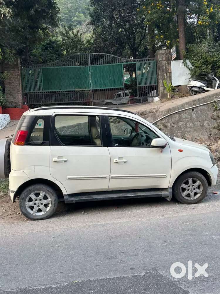 Mahindra Quanto 1.5 C2 2013 Diesel Car