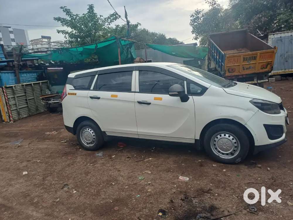 Mahindra Marazzo Diesel 2019 Variant