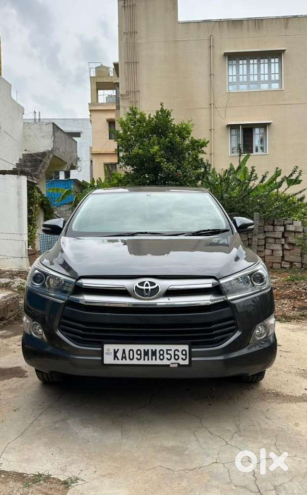 Innova Crysta 2.4  V