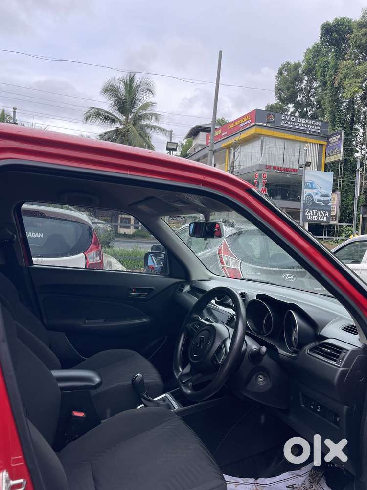 Maruti Suzuki Swift Vxi Optional, 2022, Petrol