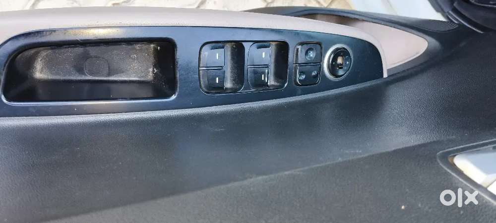 Hyundai Grand I10 Sportz Petrol 2017 Bima Valid Well Maintain Car