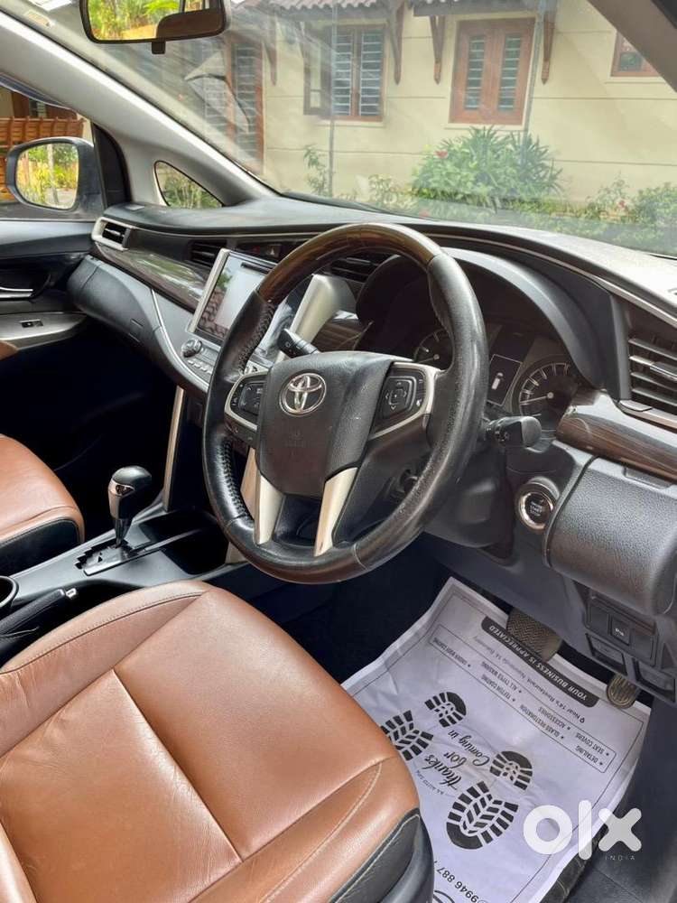 Toyota Innova Crysta 2017 Diesel 165000 Km Driven