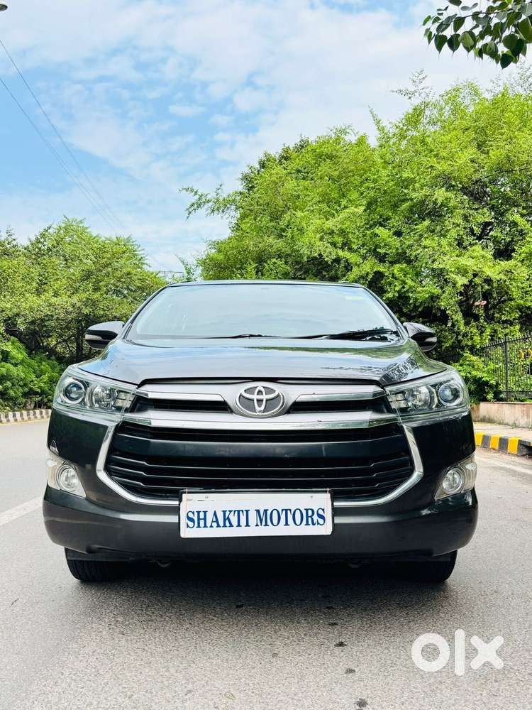 Toyota Innova Crysta 2.4 Vx Mt 8s, 2017, Diesel