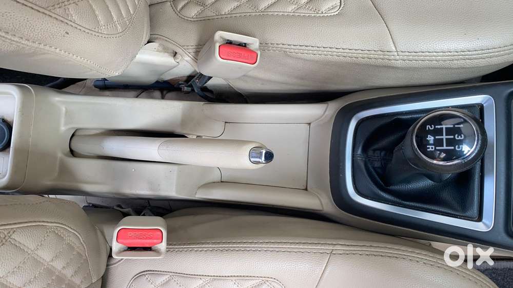 Maruti Suzuki Swift Dzire 1.2 Vxi Bsiv, 2022, Petrol