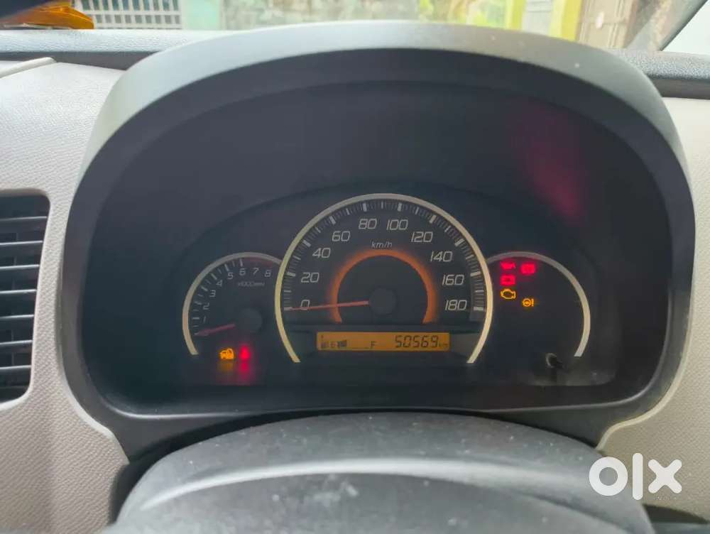 Maruti Suzuki Wagon R 1.0 2014 Petrol 55000 Km Driven.well Maintained.