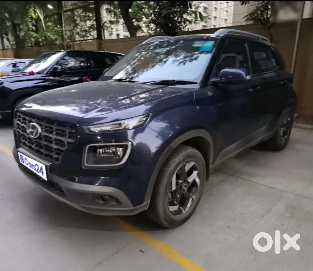 Hyundai Venue Sx 2021, Petrol Manual