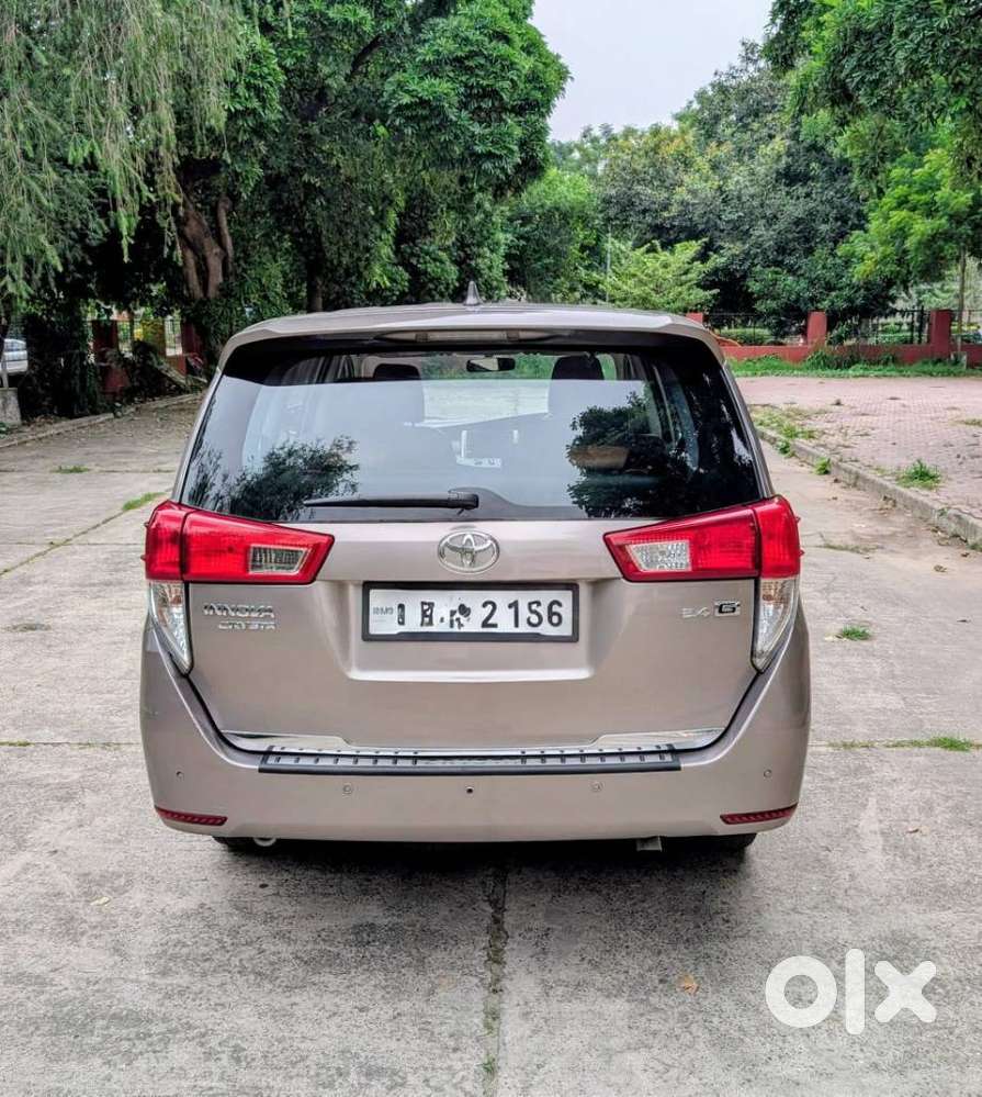 Toyota Innova Crysta 2.4 Gx Limited Edition At 7 Str, 2022, Diesel