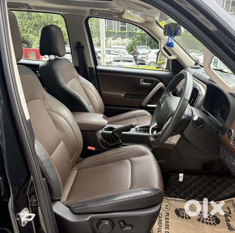 Mahindra Scorpio-n 2.0 Z8 L Petrol At 6 Str, 2022, Petrol