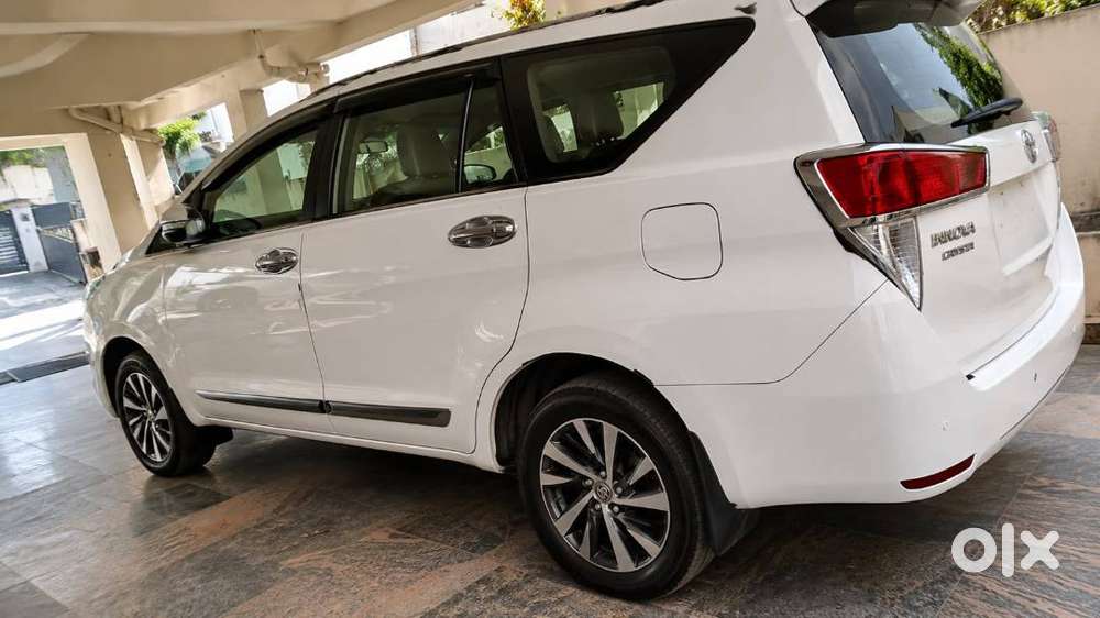 Toyota Innova Crysta 2.5 Z -2021 -diesel - Manual - 7 Seater -top Mod
