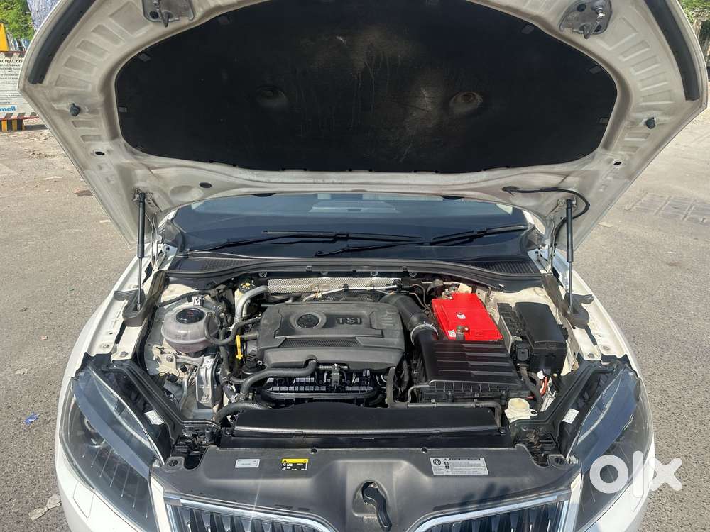 Skoda Superb Style 1.8, 2019, Petrol