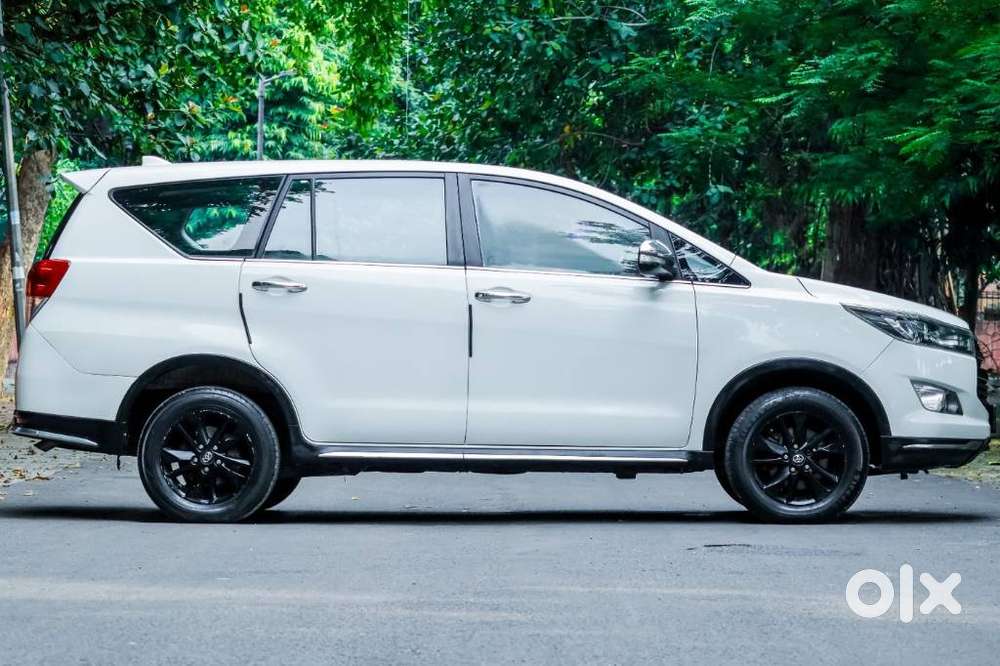 Toyota Innova Crysta 2.8 Touring Sport Diesel At, 2017