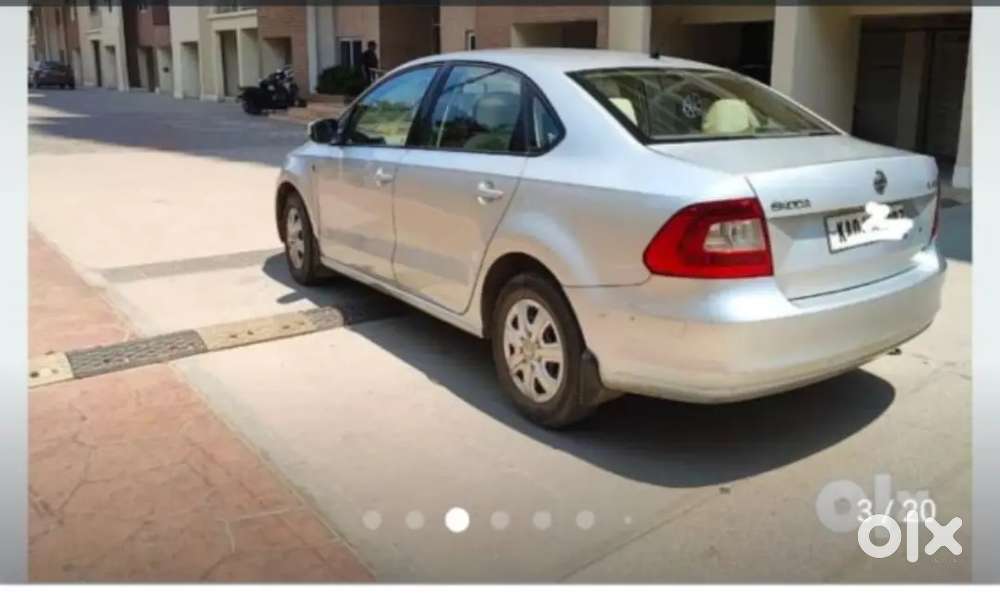 Skoda Rapid 1.6 Ambition Plus 2014