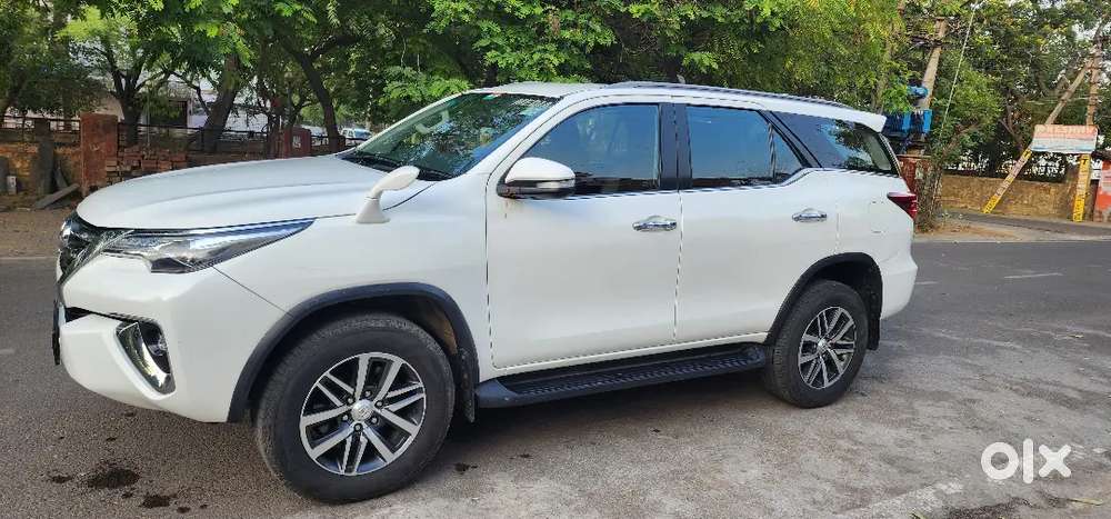 Toyota Fortuner 4x4 Automatic 2017 Diesel Excellent Condition
