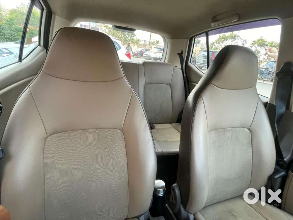 Well Maintained I10 Petrol And Cng