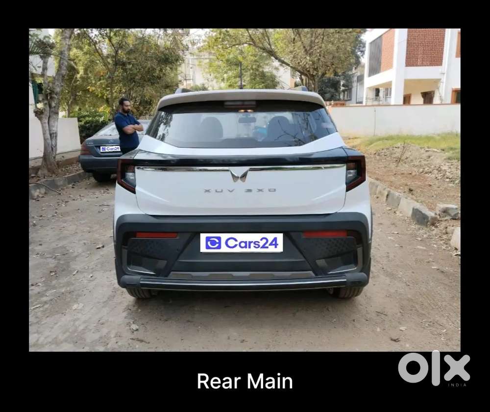 Mahindra Xuv 3xo 2025 Petrol 19700 Km Driven