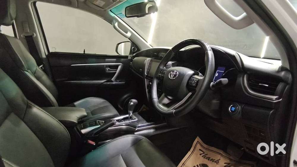 Toyota Fortuner 4x2 At 2.7 Petrol, 2024, Petrol