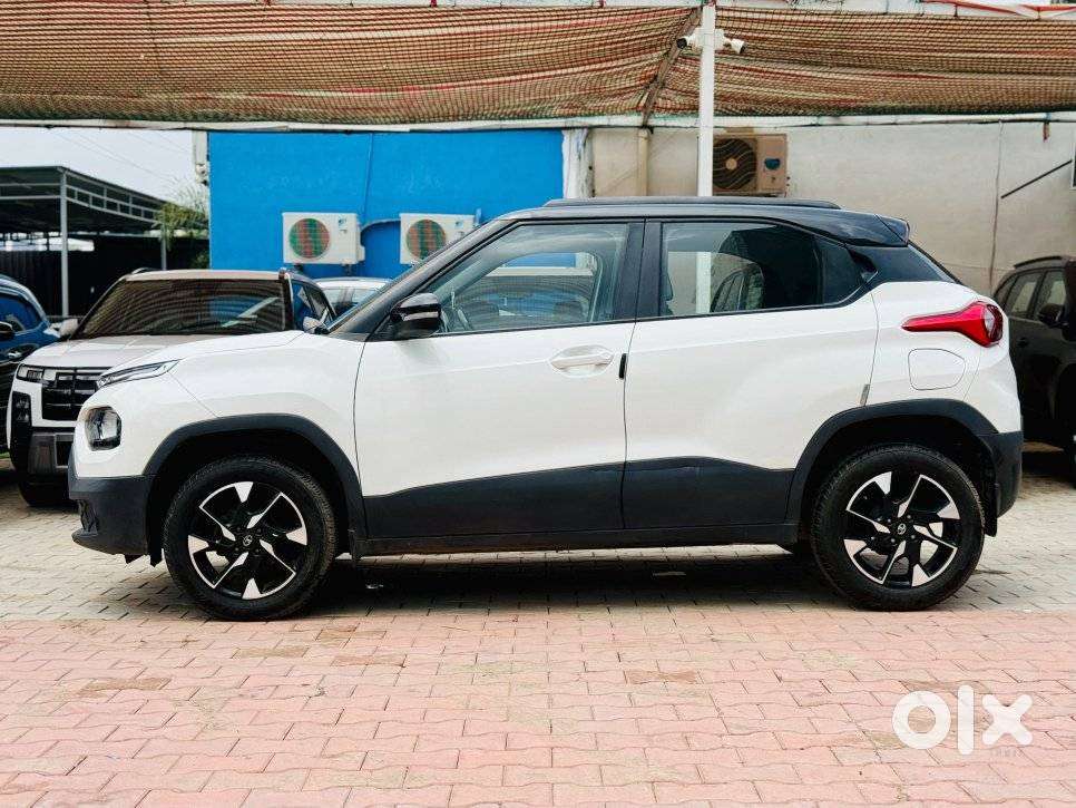 Tata Punch 1.2 Revotron Creative Dual Tone, 2021, Petrol