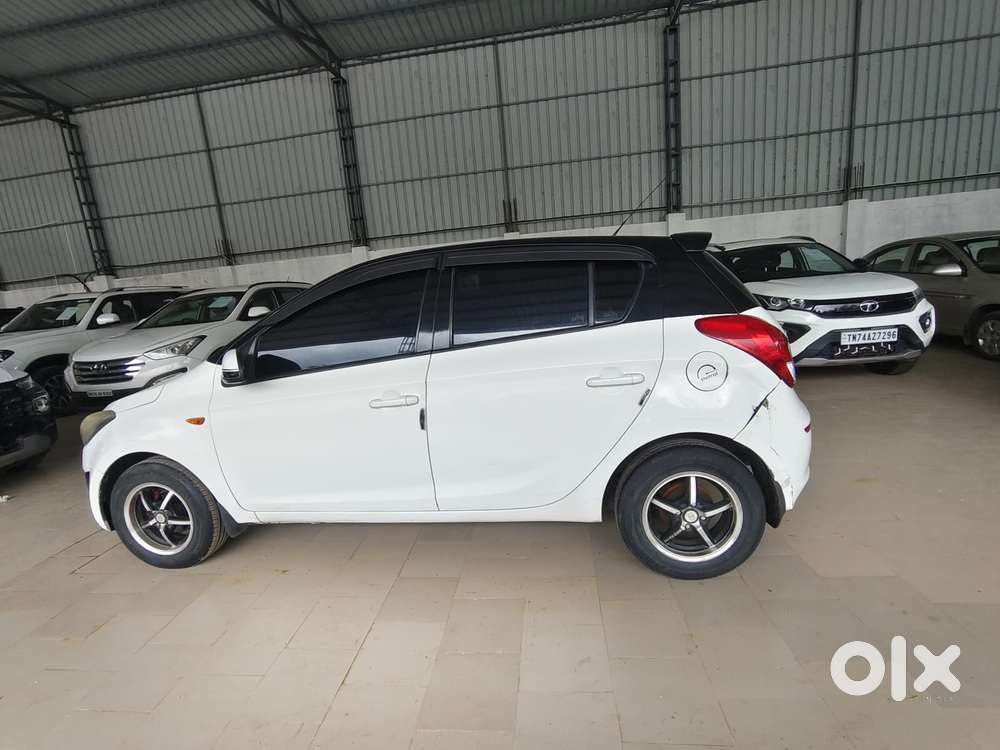 Hyundai I20 Magna 1.2 Mt, 2012, Petrol