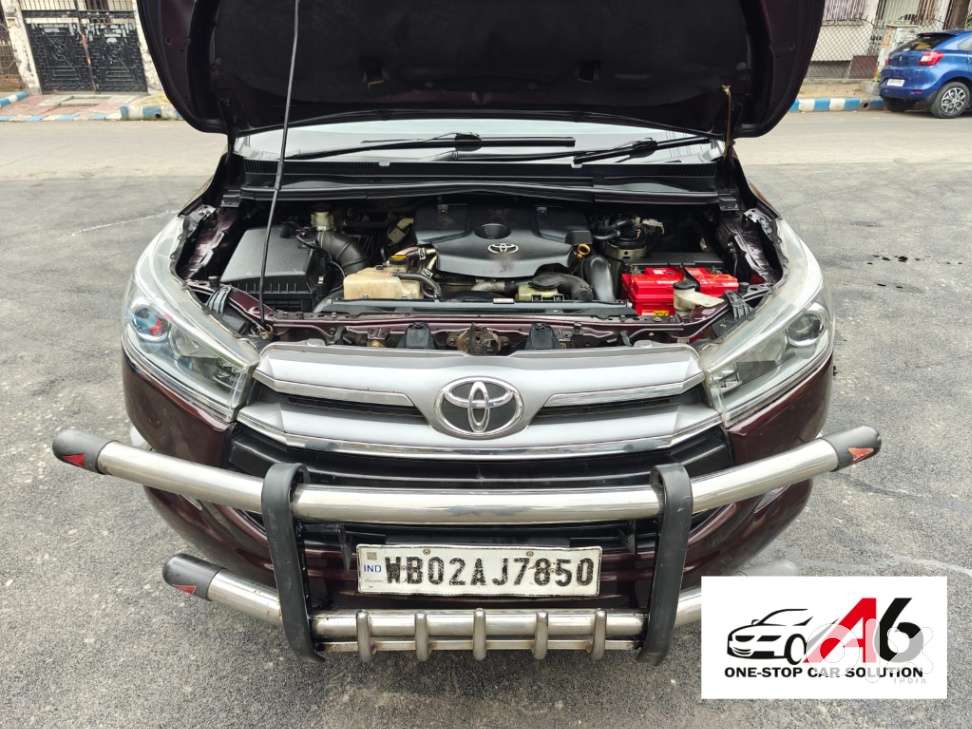 Toyota Innova Crysta