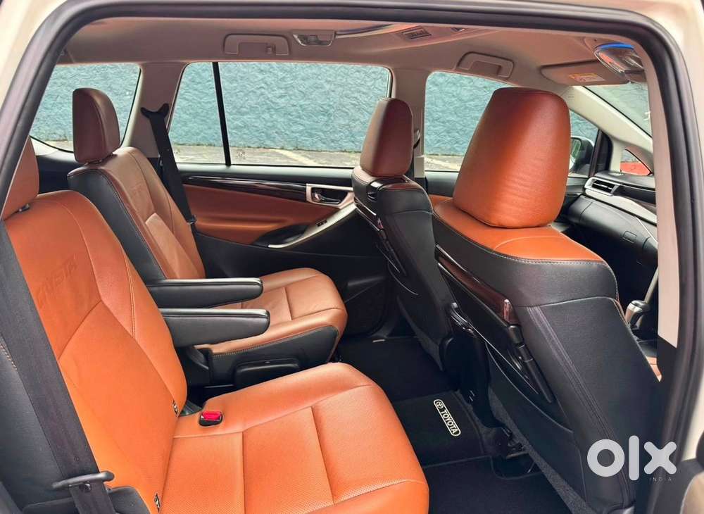 Toyota Crysta Automatic 2022