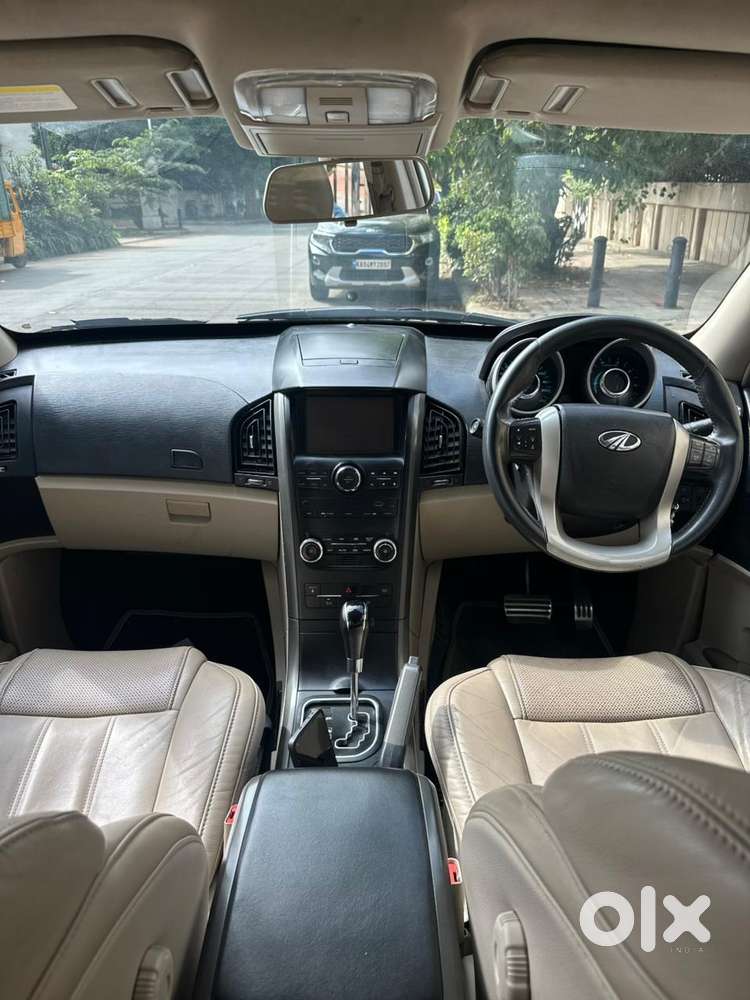 Mahindra Xuv500 At W10 Fwd, 2016, Diesel