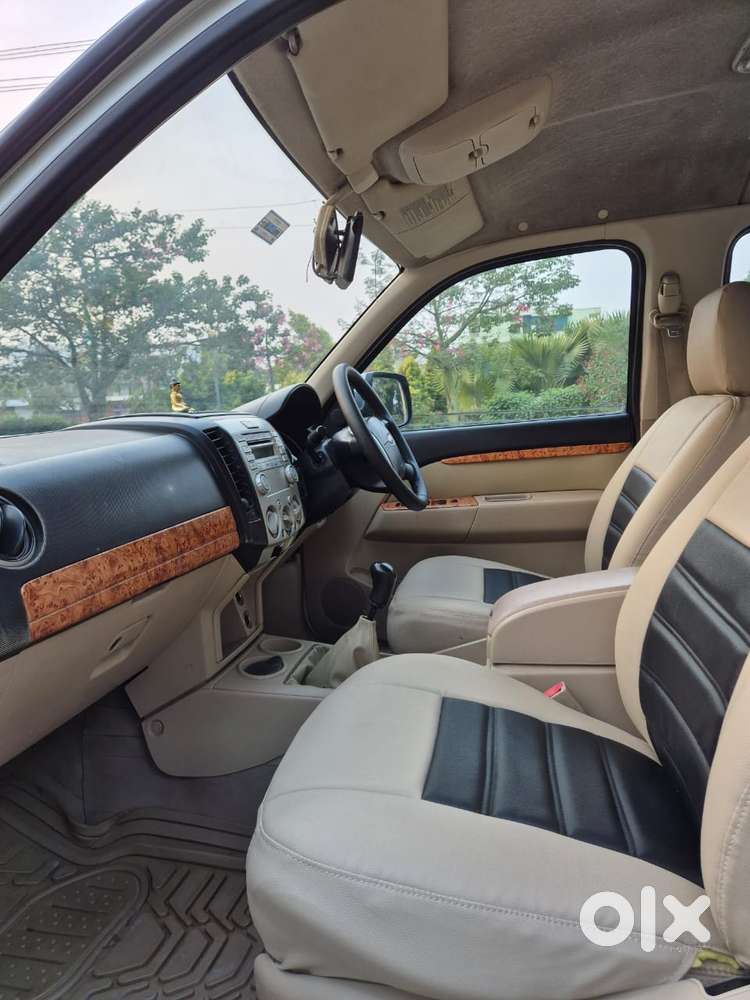 Ford Endeavour 2.5 4x2 Mt, 2012, Diesel